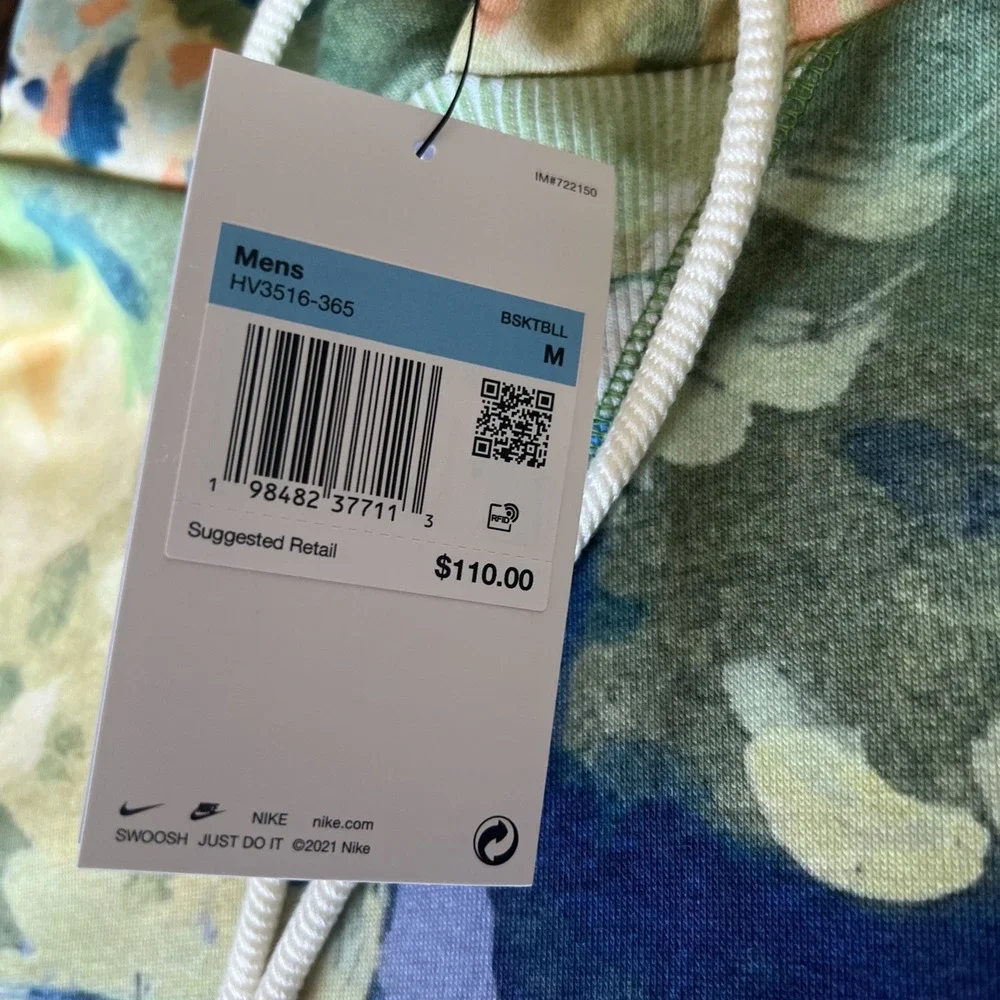 Nike Basketball Court Watercolor Painting AOP Hoodie HV3516-365 $110 - Medium